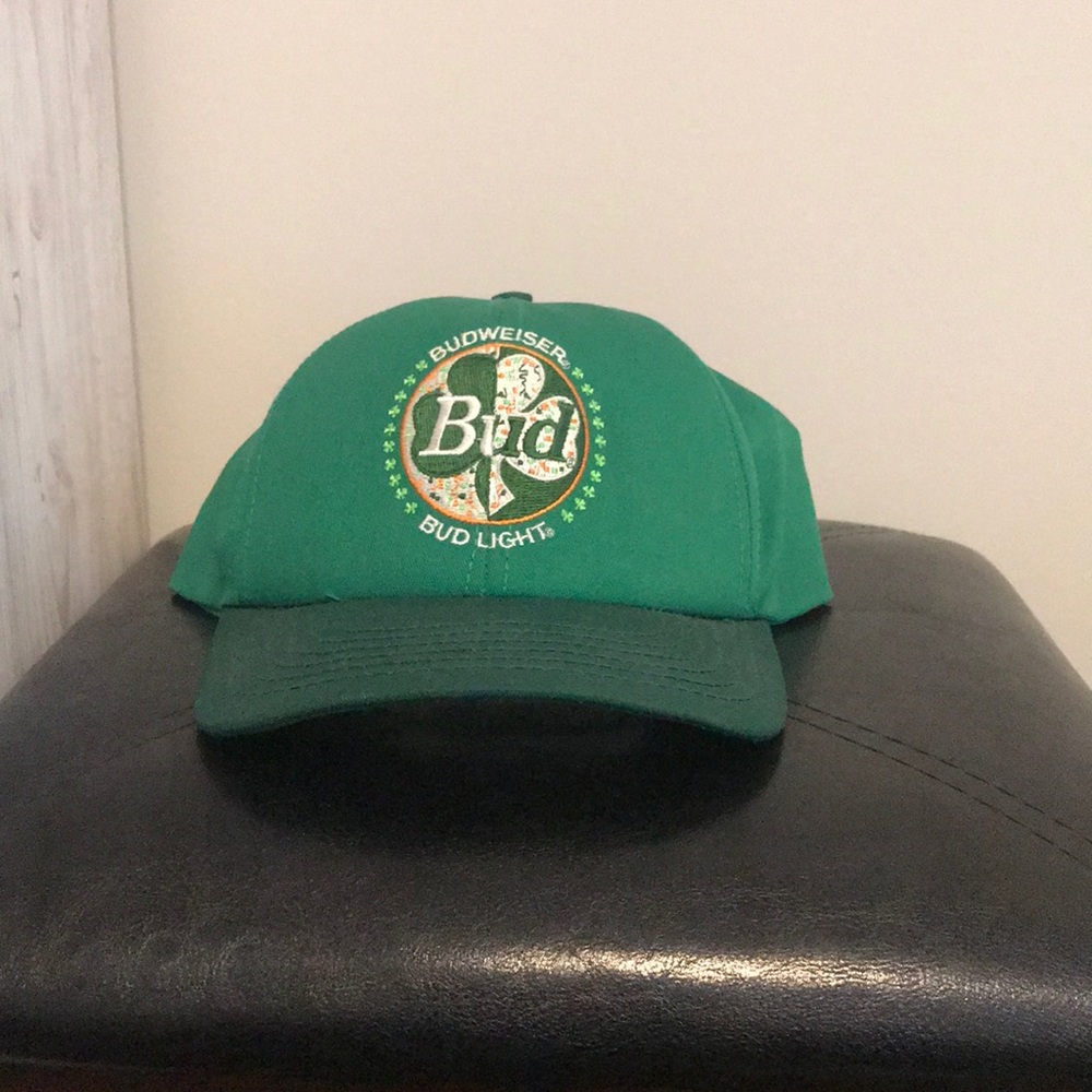 bud weiser hat
